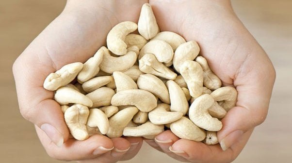 Cashew Nuts and Diabetes: Understanding Their Effects on Blood Sugar - nutndiet