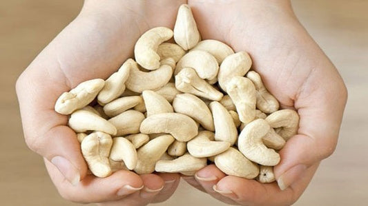 Cashew Nuts and Diabetes: Understanding Their Effects on Blood Sugar - nutndiet